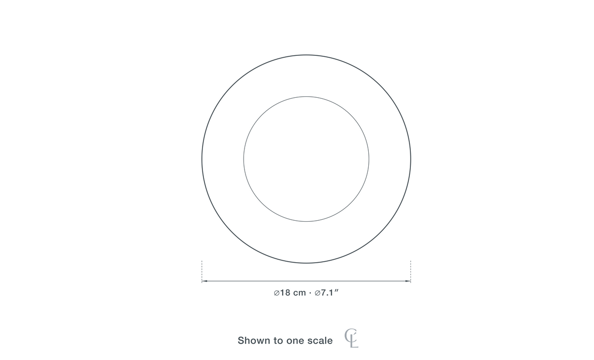 Technical dimension drawing of the Clérachic White Wall Light for Garden, Curved Aluminium Arm, IP65, 18 cm — 18 cm (7.1″) across, drawn to scale.