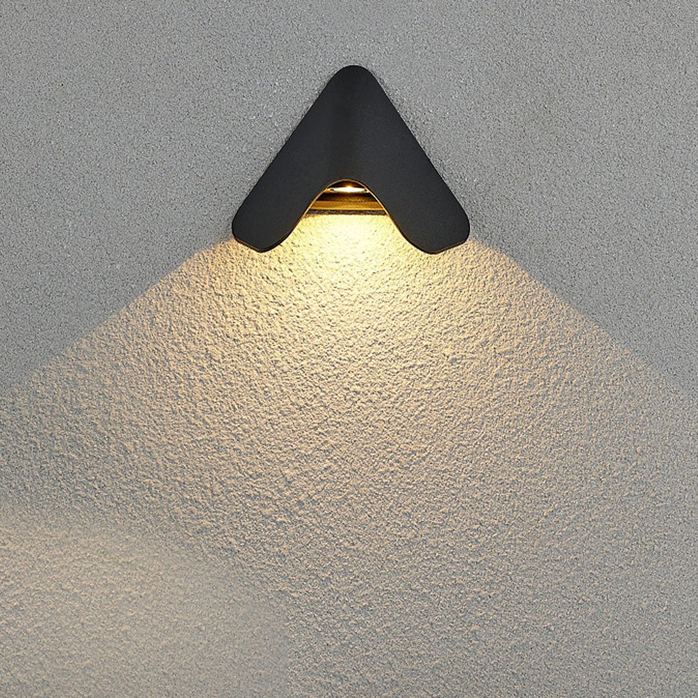 Aluminum LED Outdoor Sconce, Modern Wall Light With Optical Lens Shade