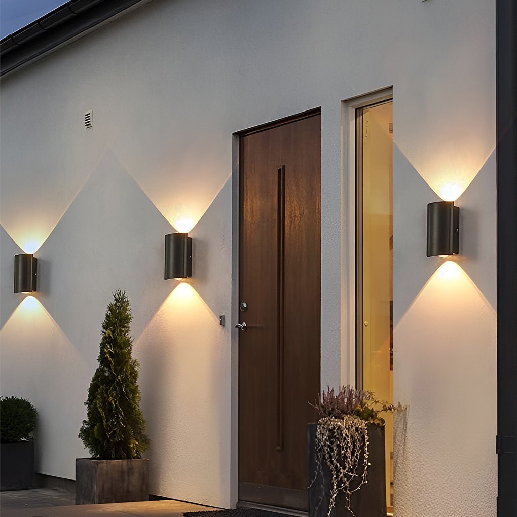 Wave-Arc LED udendørs væglampe, sort aluminium, IP65 vandtæt