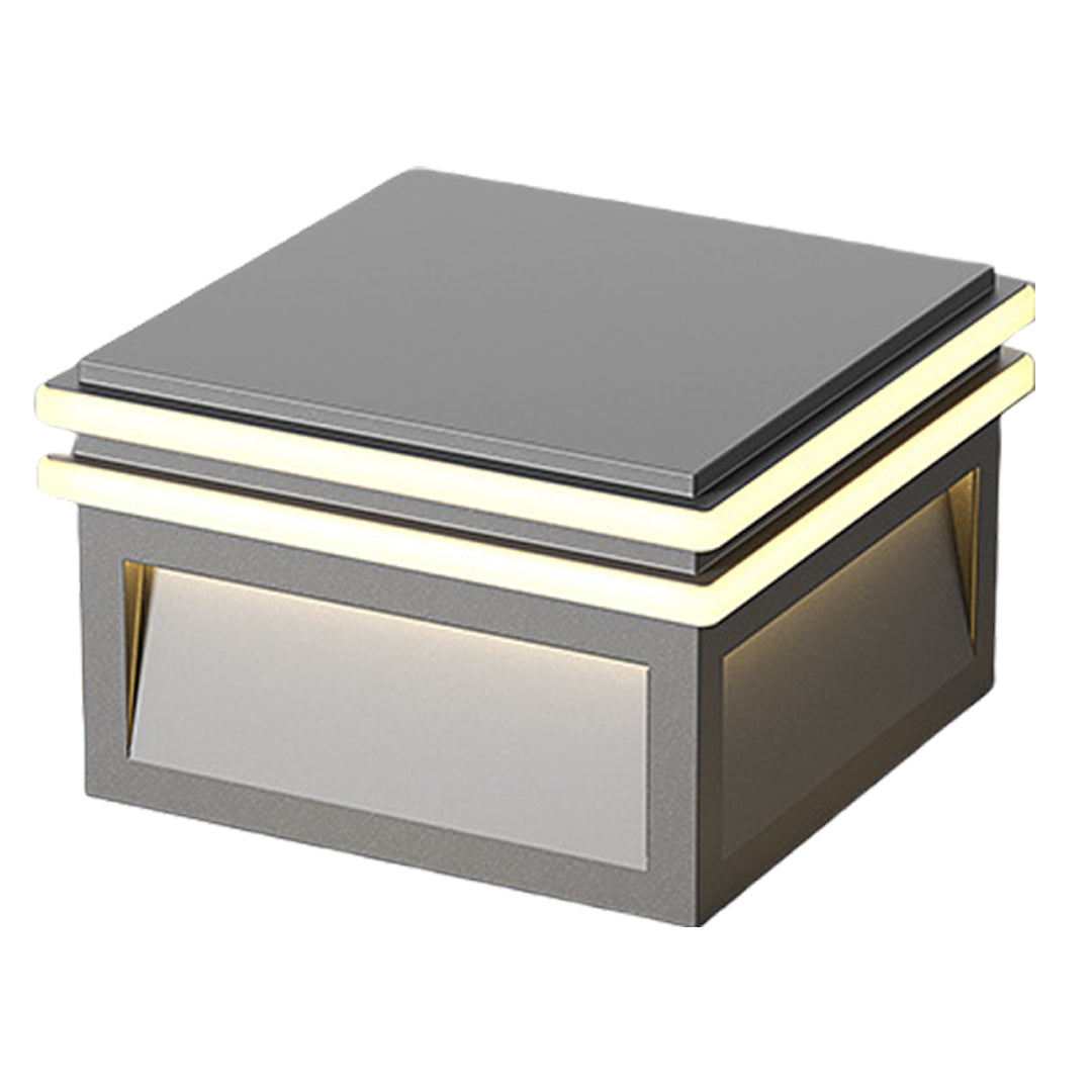 Lampes piliers avec base en acier, poteau LED carré minimaliste Theodore