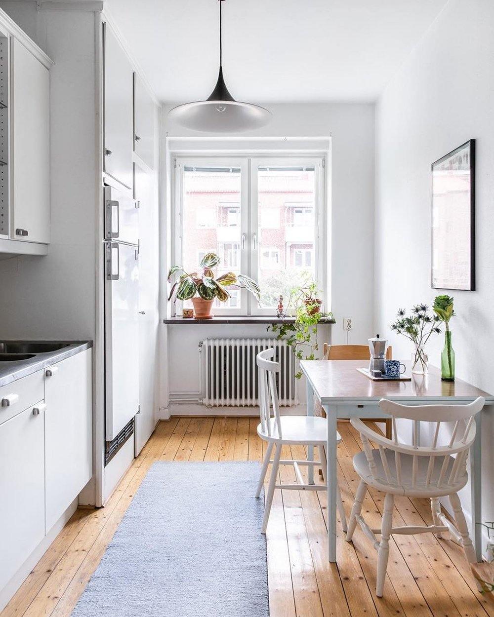 Semi pendel, bueformet spunset aluminiums-skærm, E26/E27, fast installation