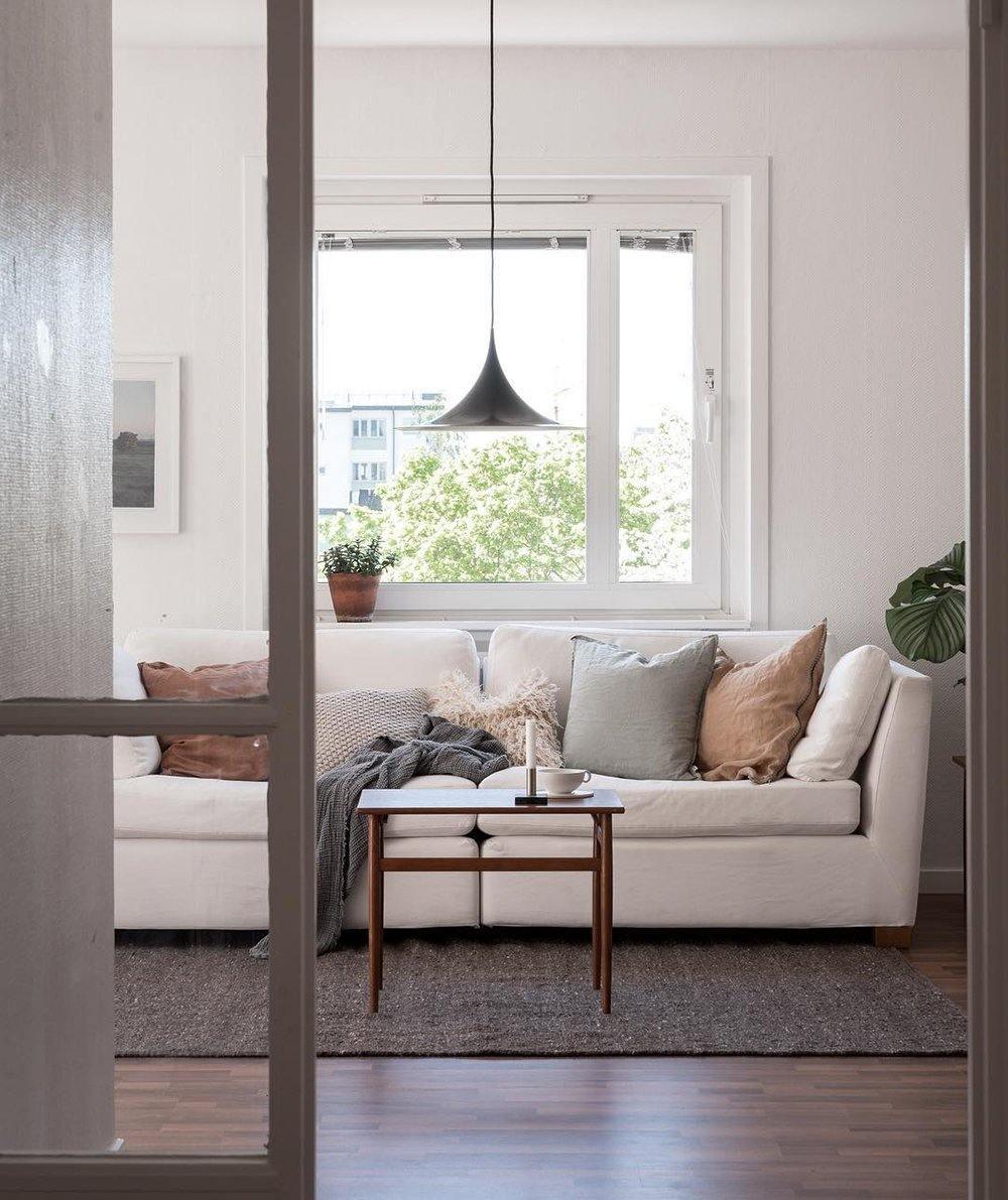 Semi pendel, bueformet spunset aluminiums-skærm, E26/E27, fast installation