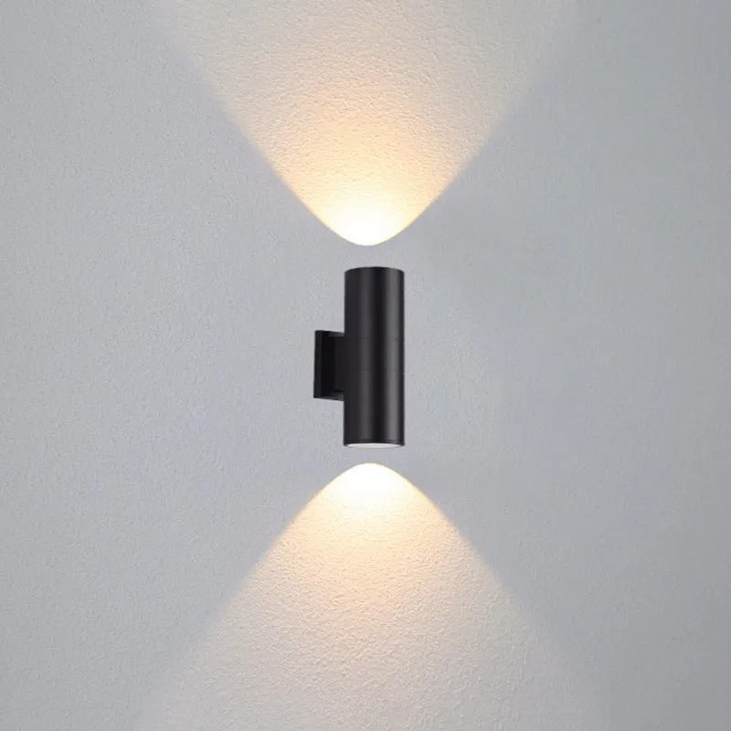 Lâmpada de Parede Exterior Ray em Metal e Vidro, Design LED Minimalista