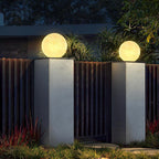 Luz de Poste Exterior Redonda em Forma de Lua, Design de Bola em Resina Belle