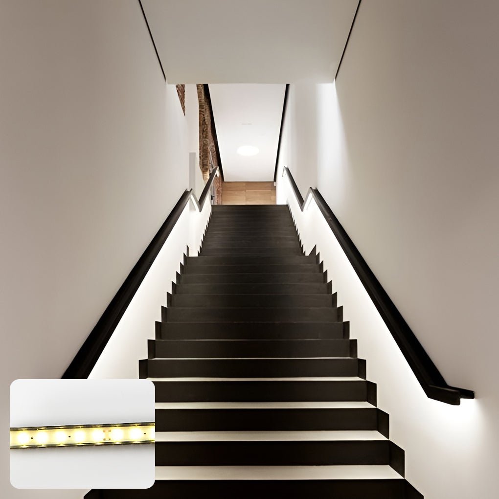Fitas LED Impermeáveis para Degraus, Corrimãos e Muros de Jardim