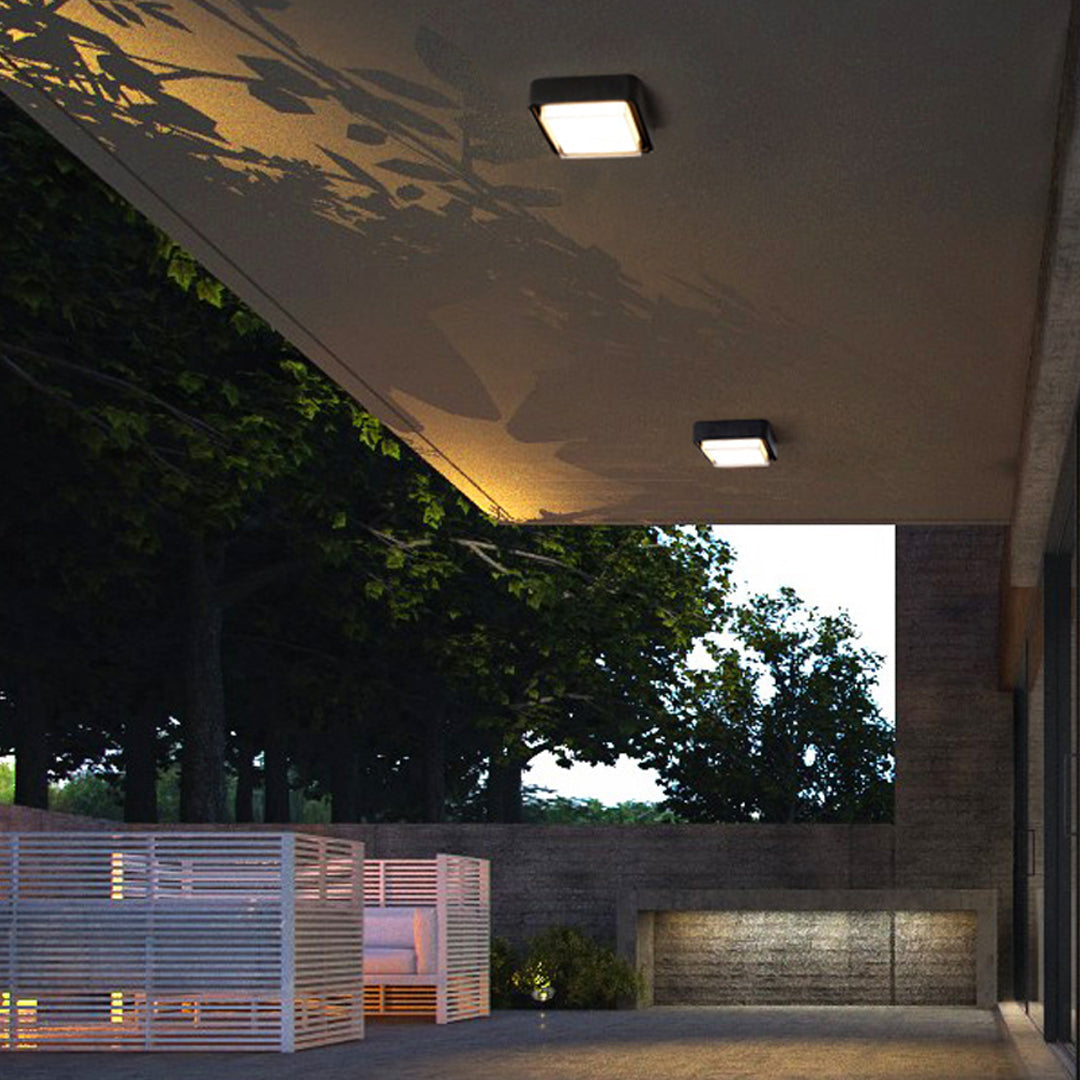 Arandela Exterior Quadrada em Alumínio Preto, LED Branco Quente 12W