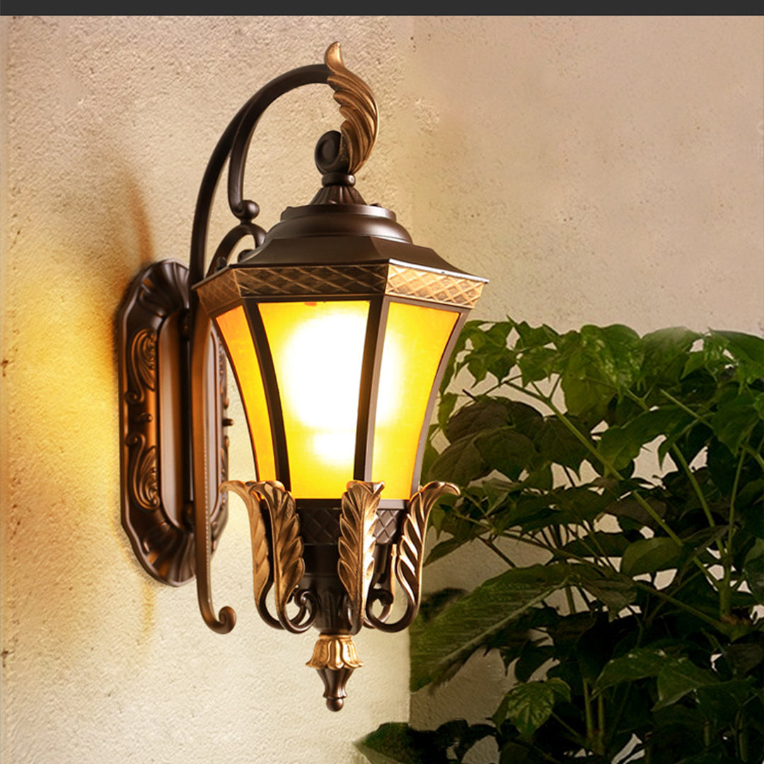 Aplique de Parede Nadiny em Cobre com Vidro Fosco, Design Fénix Hexagonal
