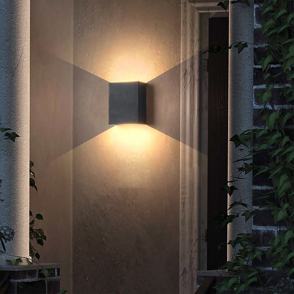 Dirk Square LED Outdoor Wall Light In Flash-Black Aluminum