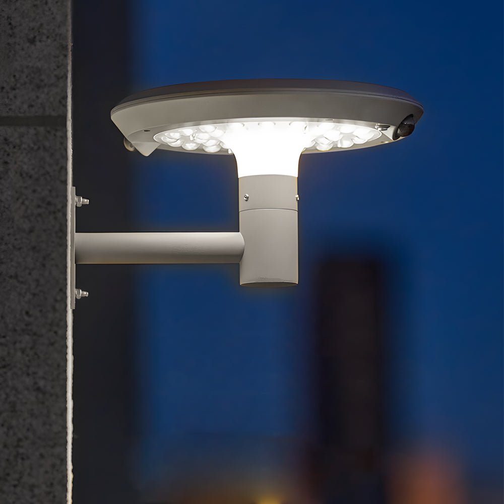 Udendørs væglampe med solcelledrevet bevægelsessensor, rund aluminiumdesign