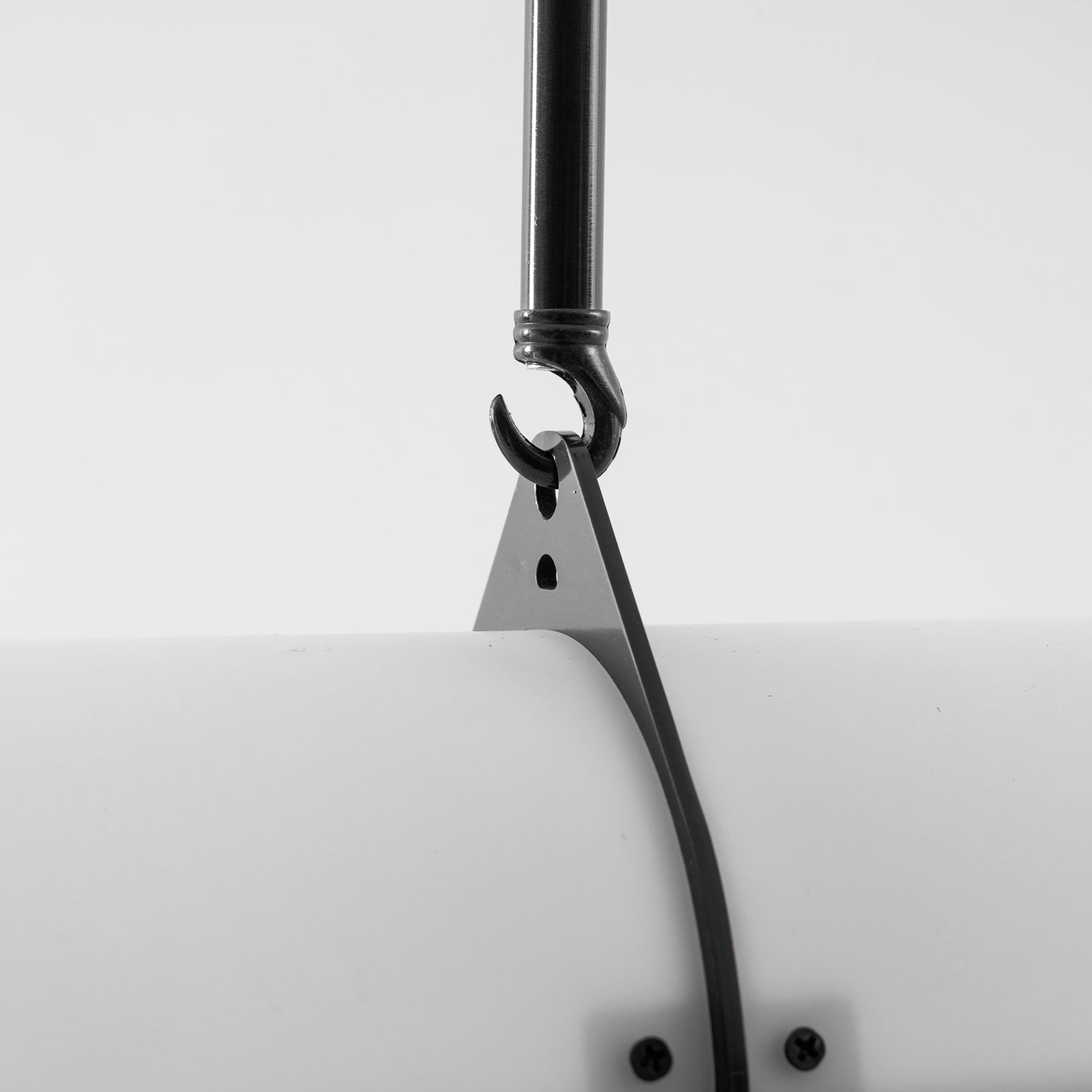 Linear pendant light close-up of the cylindrical section