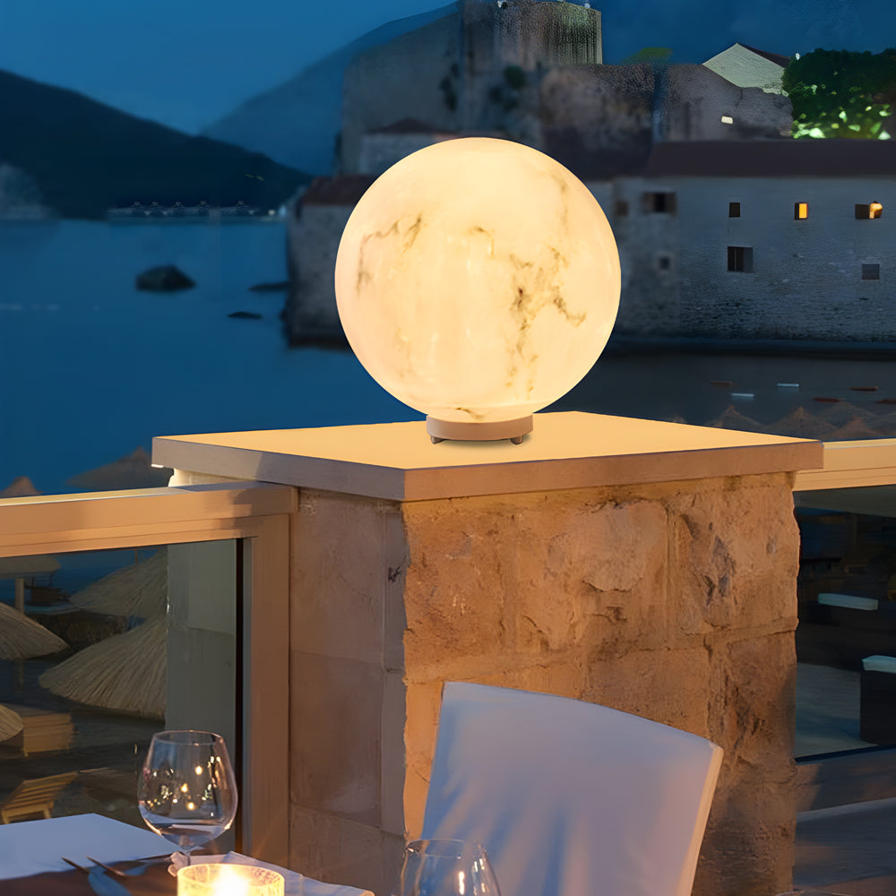 Gle Moon-Shaped Faux Marble Globe Pillar Light for Gardens